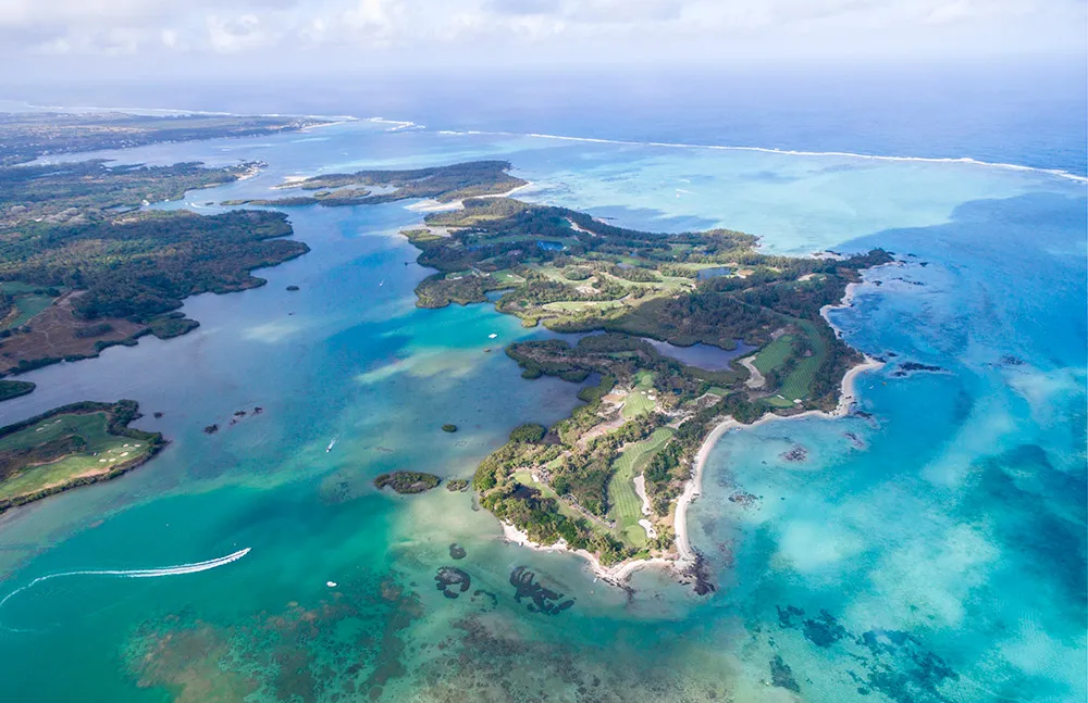 Ile Aux Cerfs, Deer Island. theweddingnotebook.com