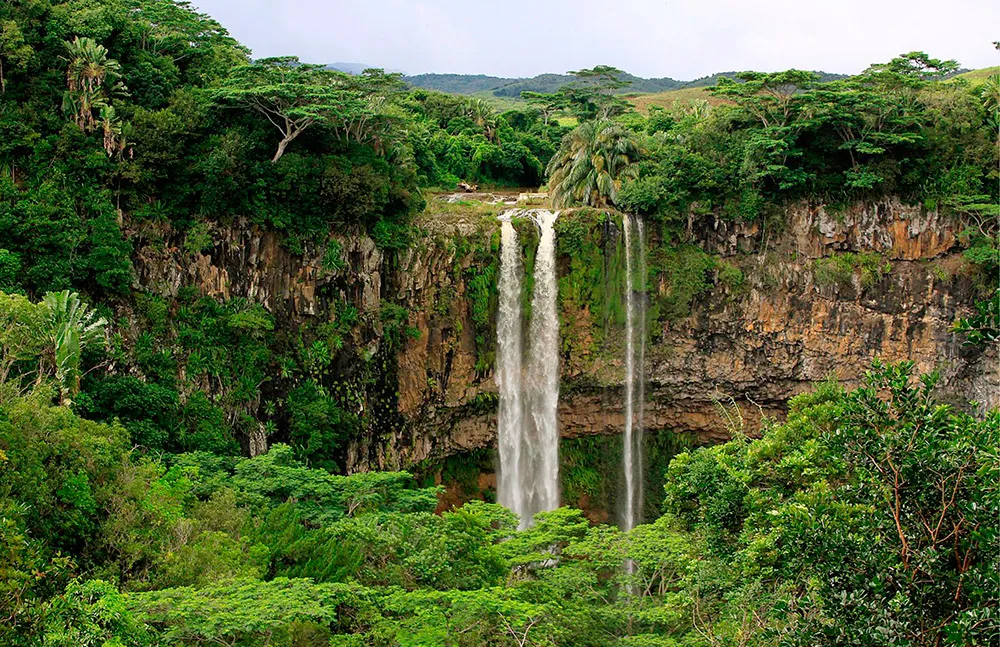 Tamarind Falls. theweddingnotebook.com