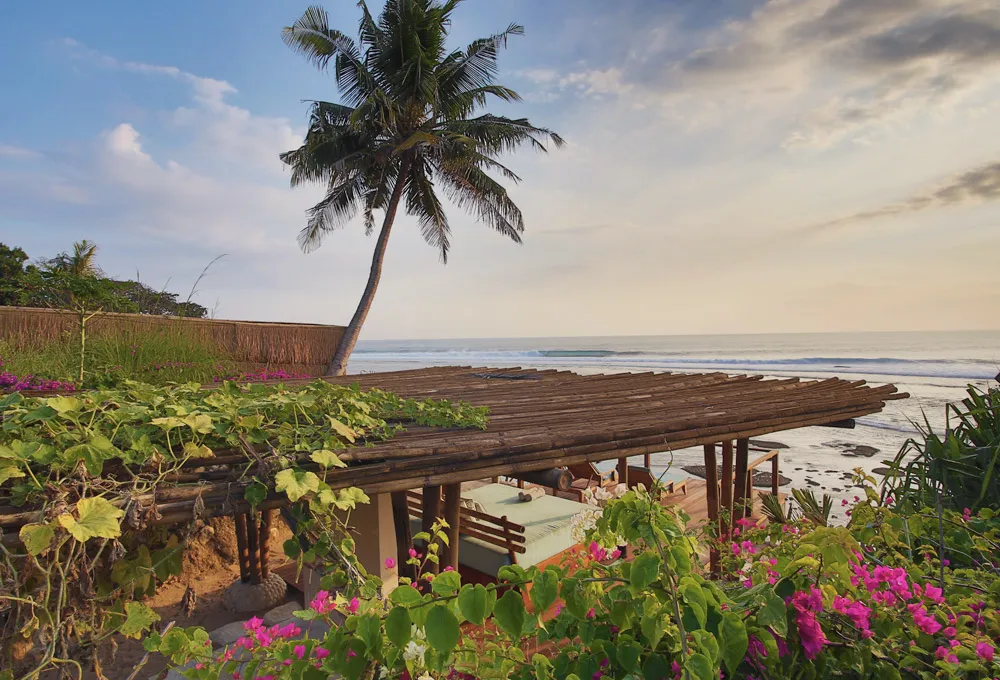 Nihiwatu, Bali. Luxury Honeymoon Resorts in Southeast Asia. theweddingnotebook.com