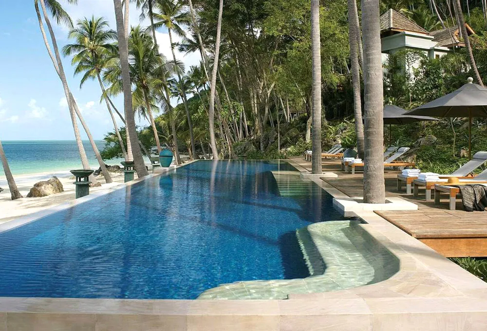 Four Seasons Koh Samui. Luxury Honeymoon Resorts in Southeast Asia. theweddingnotebook.com