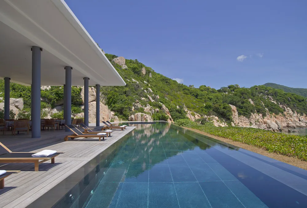 Amono'i. Luxury Honeymoon Resorts in Southeast Asia. theweddingnotebook.com