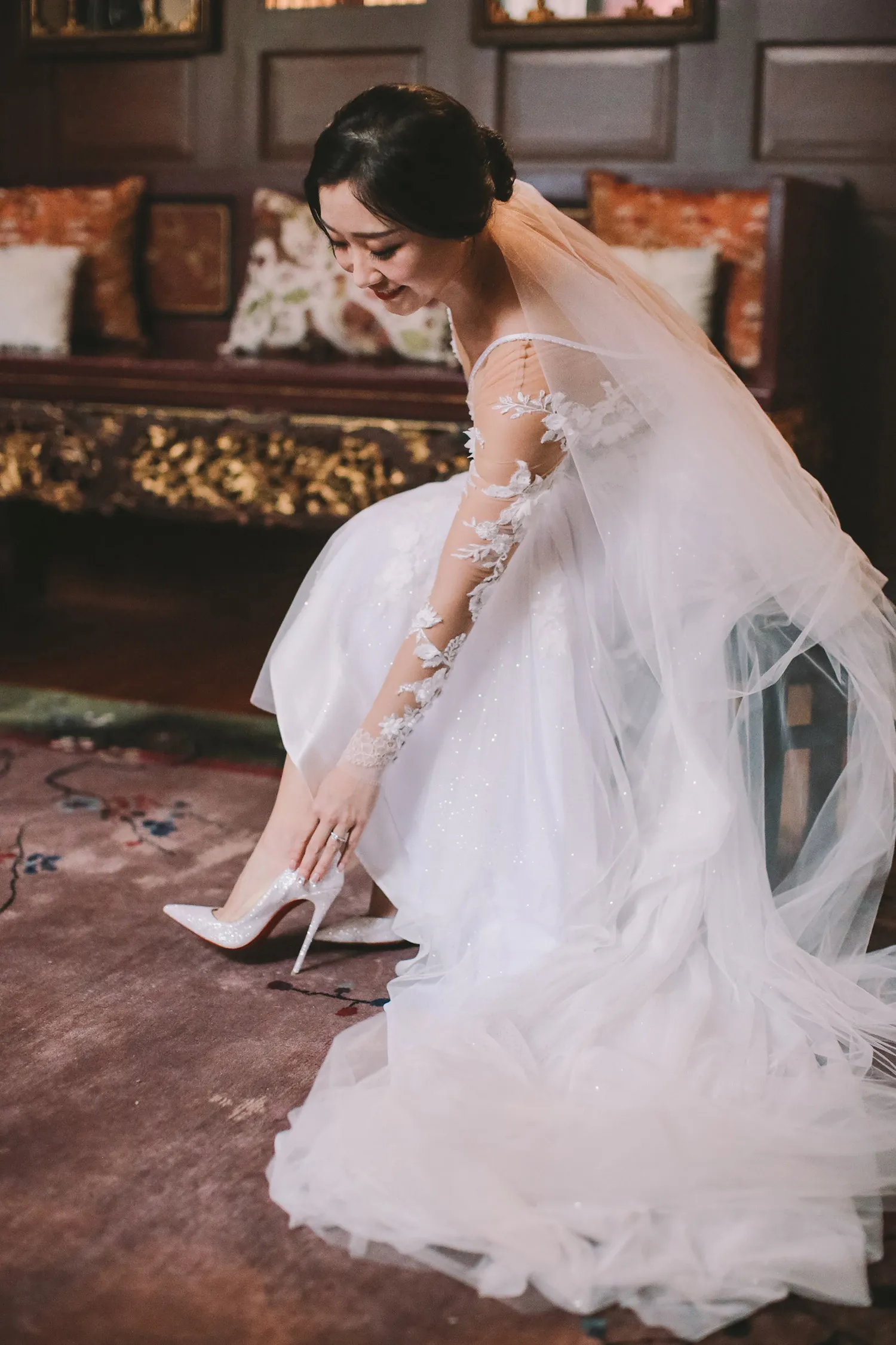 Jenny Sun Photography. theweddingnotebook.com