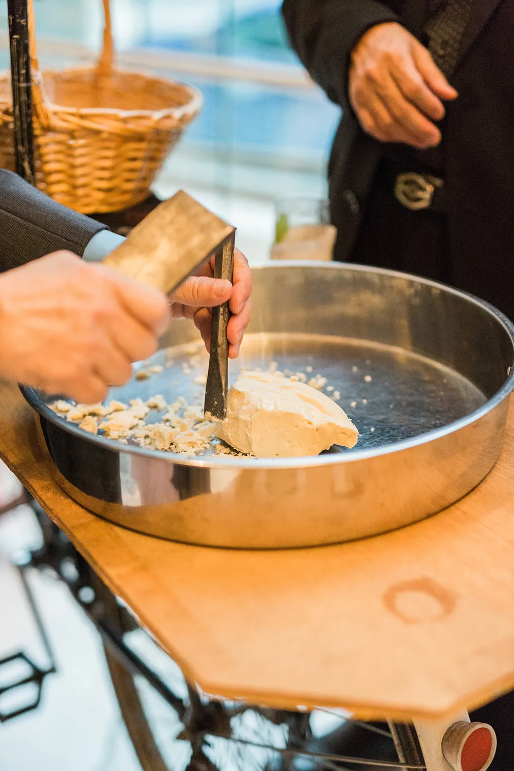 Photo by Peter Herman Photography. theweddingnotebook.com 