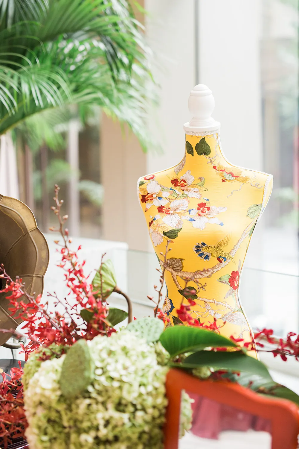 Photo by Peter Herman Photography. theweddingnotebook.com 