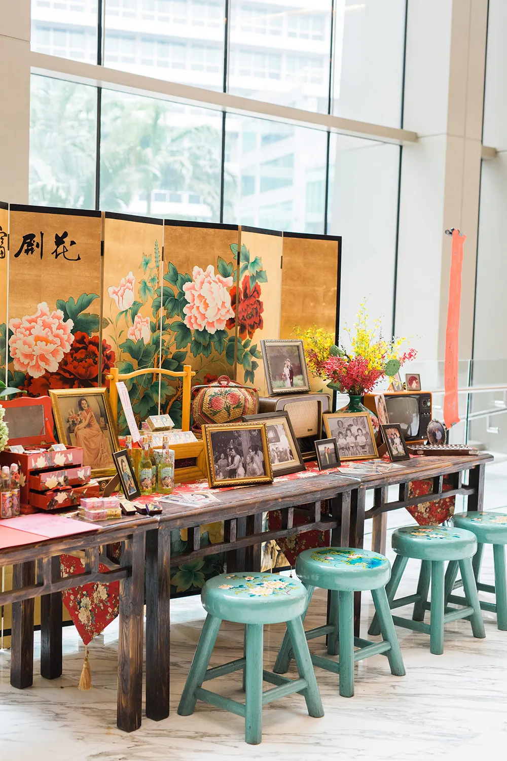 Photo by Peter Herman Photography. theweddingnotebook.com 