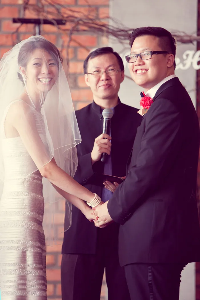 Photo by Chris Teoh. theweddingnotebook.com
