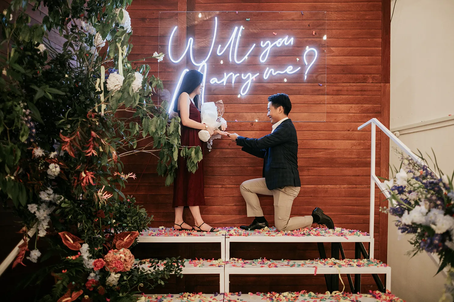 Singapore proposal idea. Photography by Lens of Mira. theweddingnotebook.com