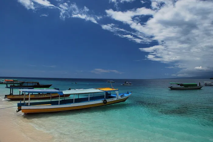 20 Honeymoon Ideas – Lombok, Indonesia. theweddingnotebook.com