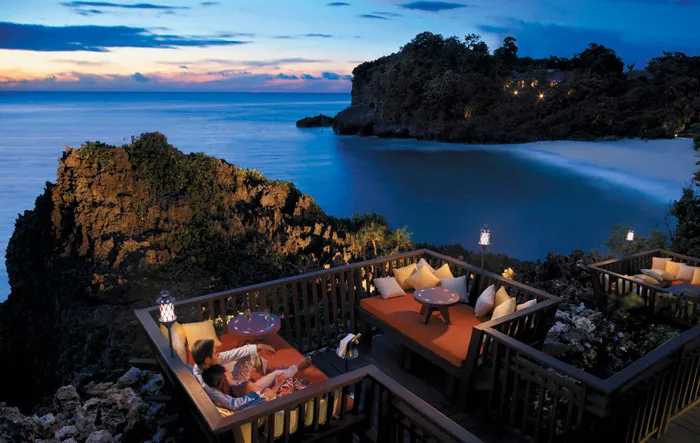 Shangri-la's Boracay Resort &amp; Spa - 25 Must-See Honeymoon Resorts In Asia. theweddingnotebook.com