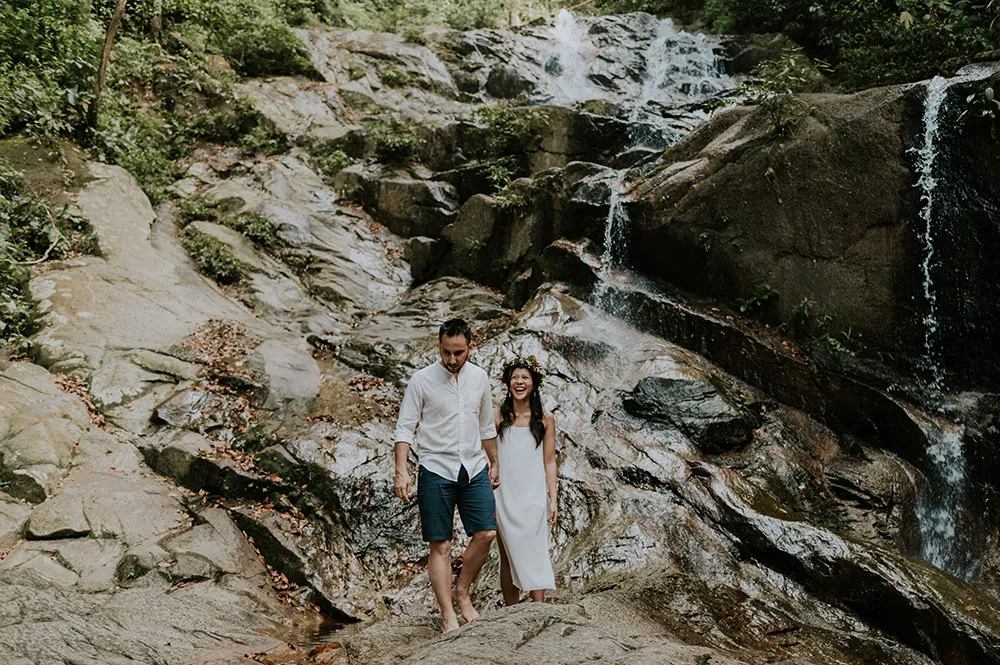 Photo by Twins Photography. www.theweddingnotebook.com