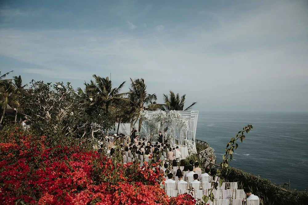 Photo by Iluminen. theweddingnotebook.com