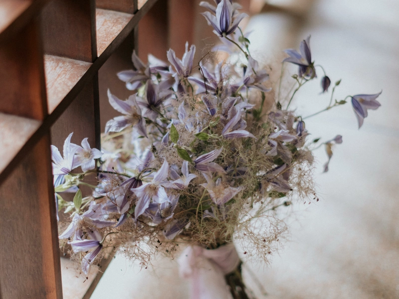 7 Types of Bridal Bouquets To Complete Your Emsemble