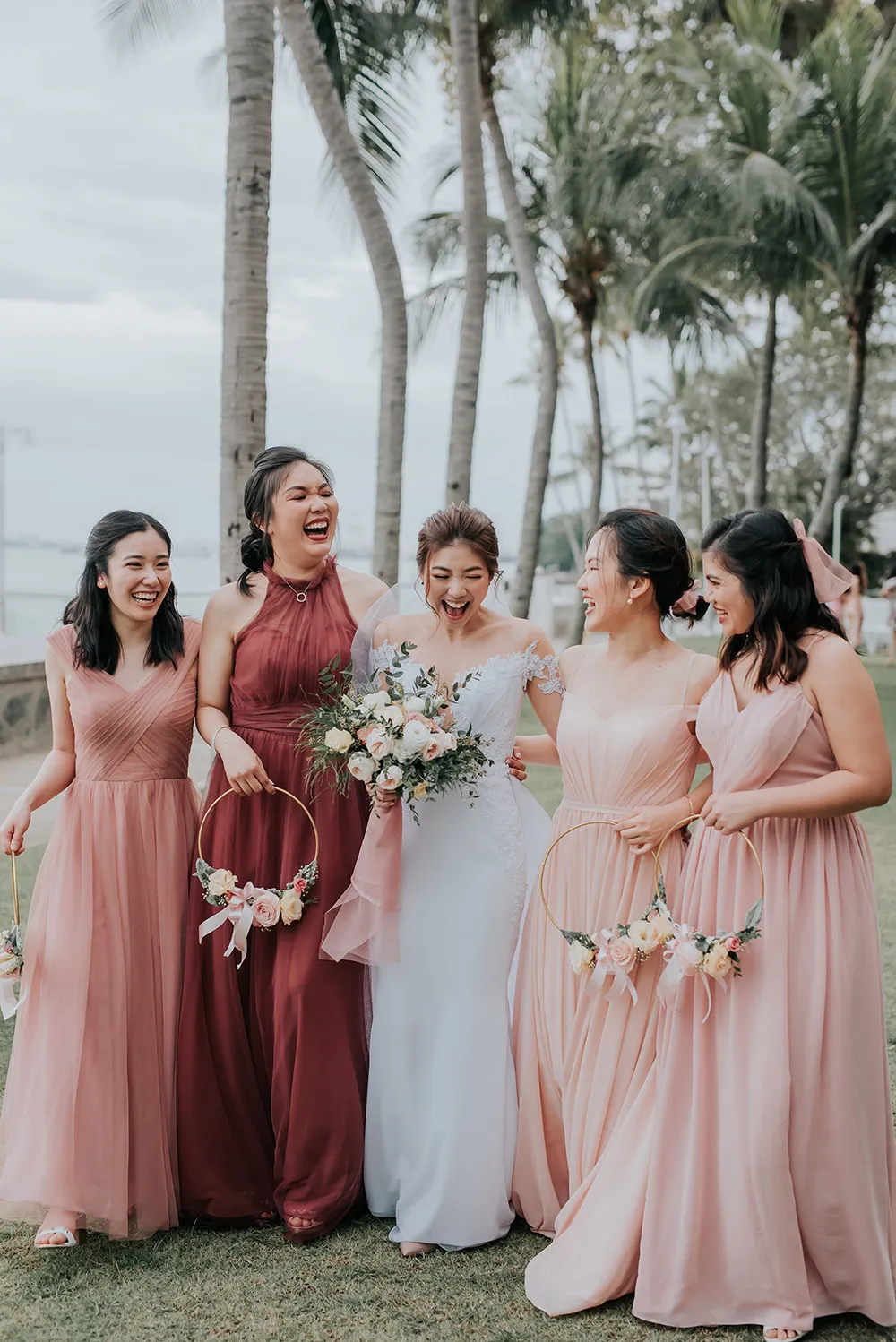 Photo by Daren Chong Photography. theweddingnotebook.com