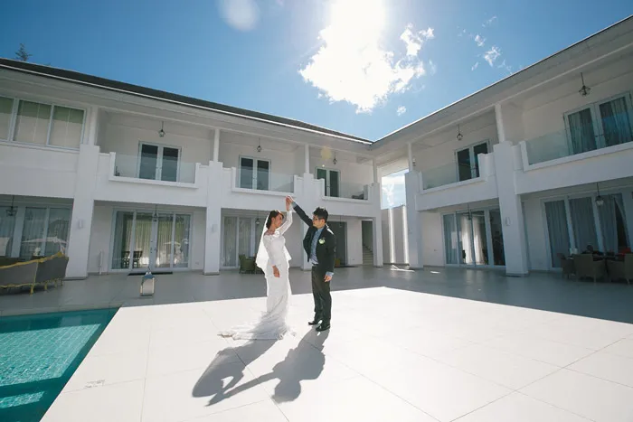 Photo by Fabulous Moments. theweddingnotebook.com