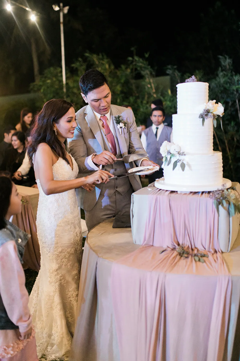 Marlon Capuyan Photography. theweddingnotebook.com