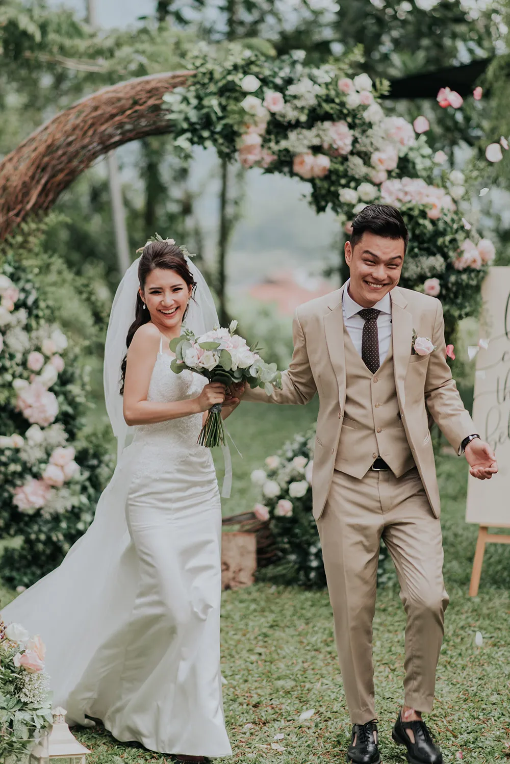 Twins photography. theweddingnotebook.com