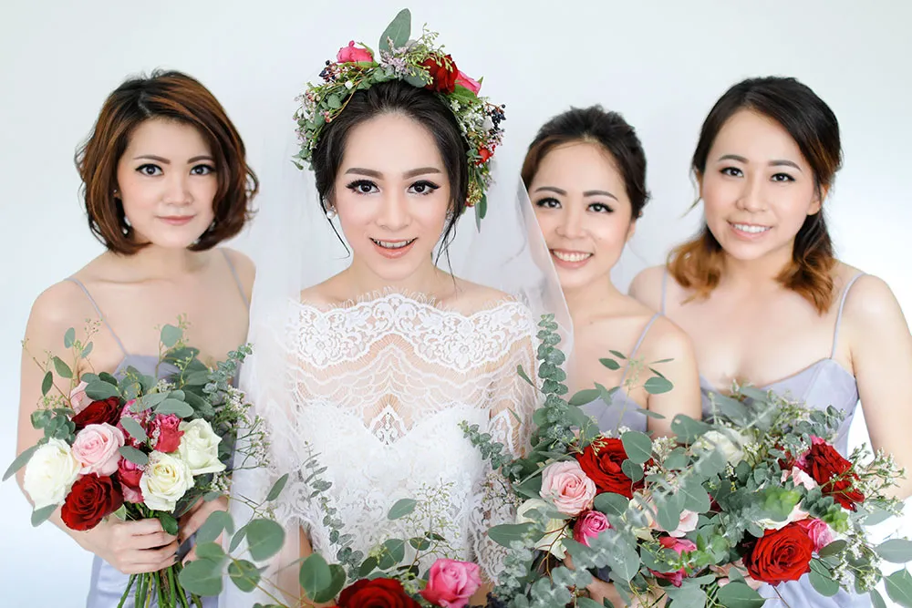 Photo by Axioo. ttp://theweddingnotebook.com