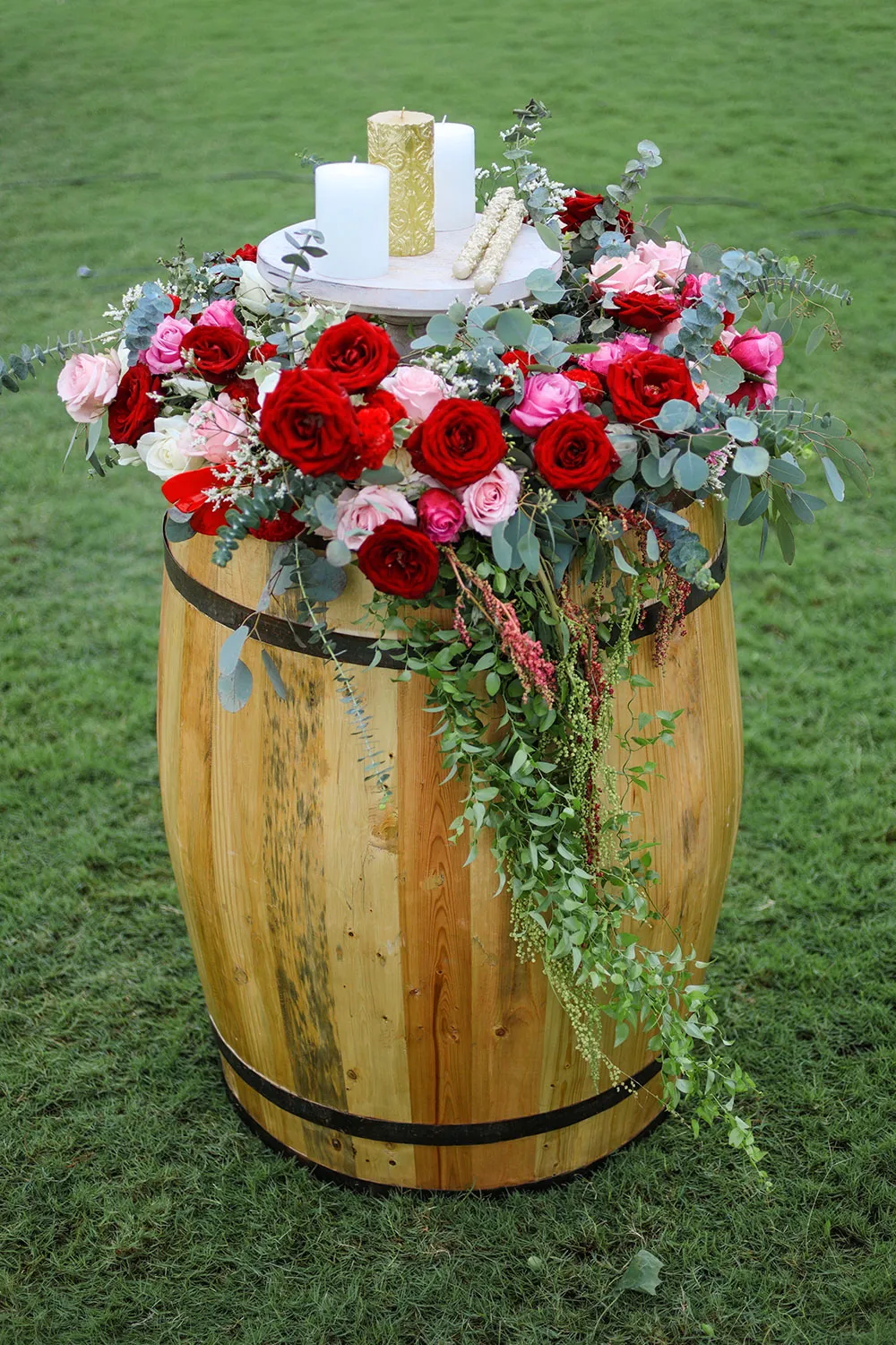 Photo by Axioo. ttp://theweddingnotebook.com