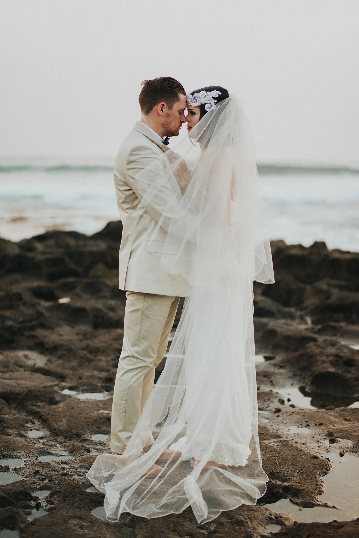 Destination wedding in Bali. Photography by Terralogical. theweddingnotebook.com