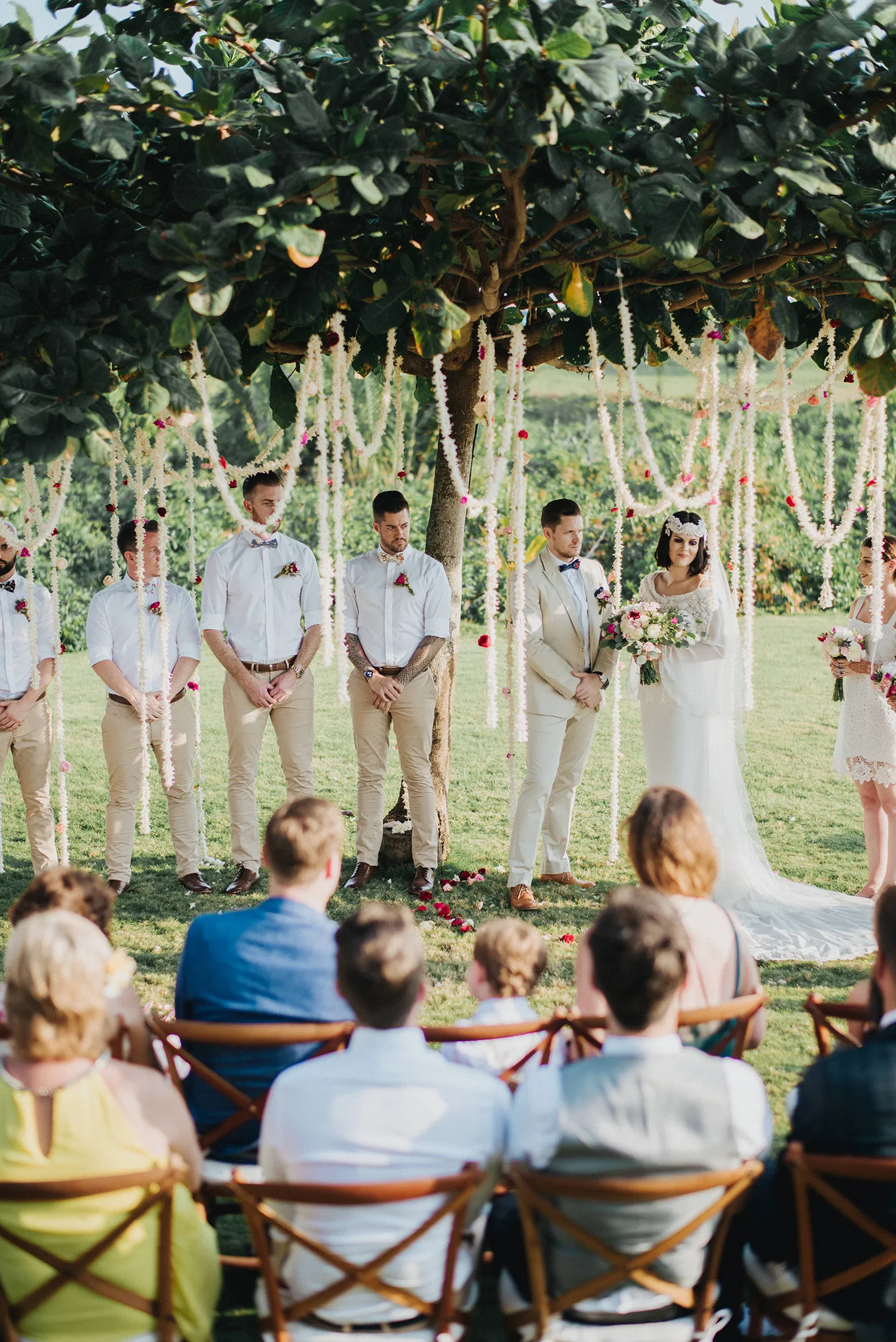 Destination wedding in Bali. Photography by Terralogical. theweddingnotebook.com