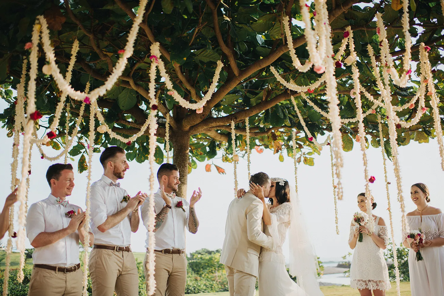 Destination wedding in Bali. Photography by Terralogical. theweddingnotebook.com
