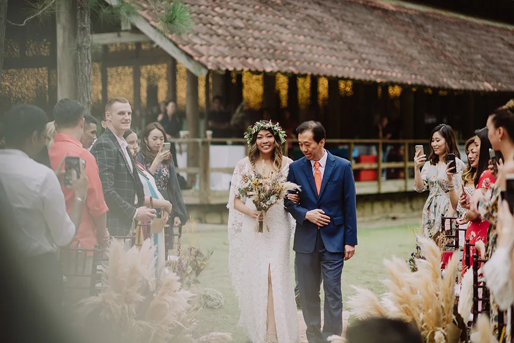 Chong Yee Photography. theweddingnotebook.com