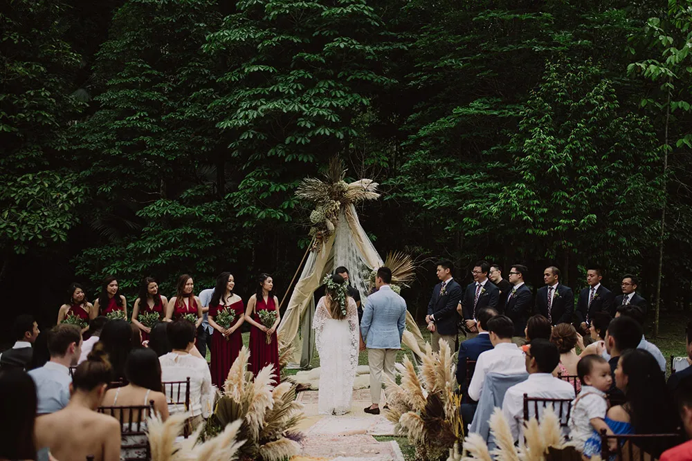 Chong Yee Photography. theweddingnotebook.com