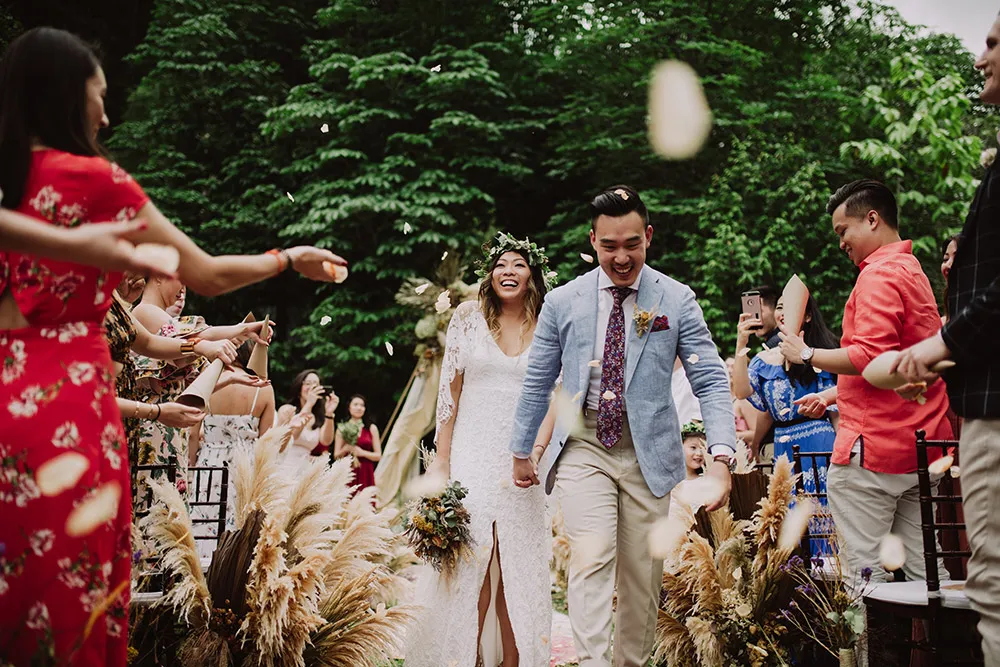 Chong Yee Photography. theweddingnotebook.com