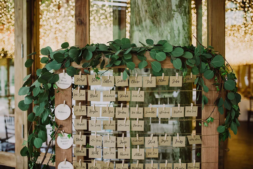 Chong Yee Photography. theweddingnotebook.com