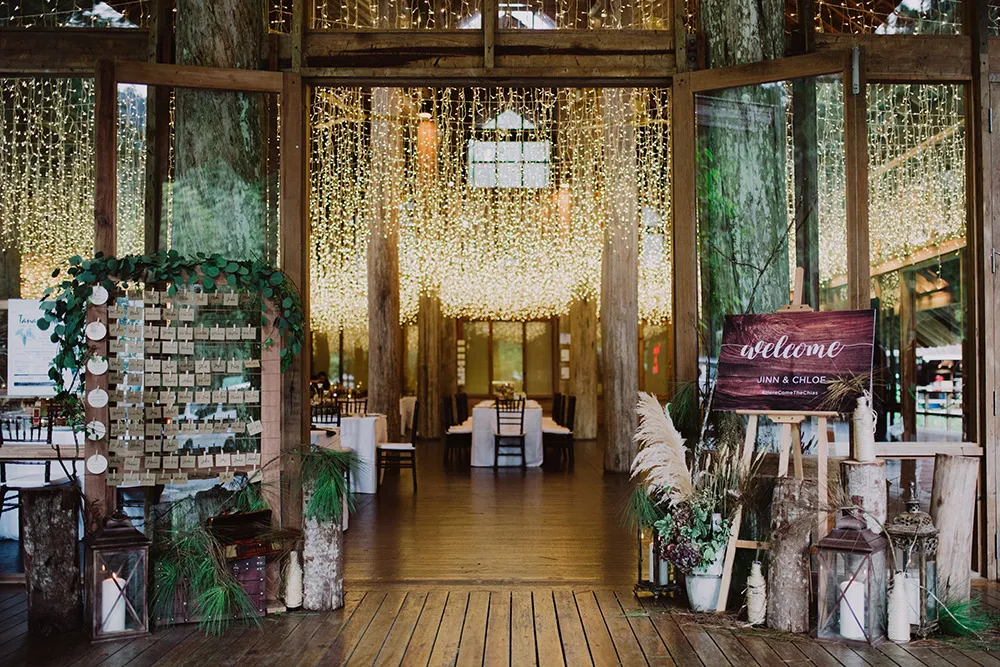 Chong Yee Photography. theweddingnotebook.com