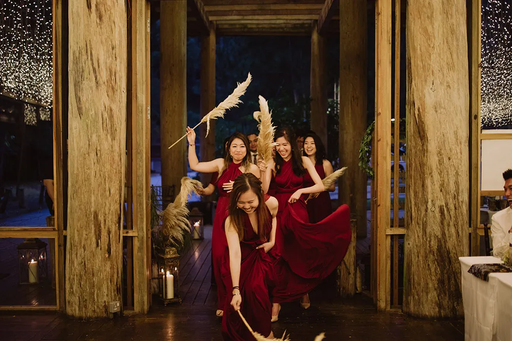 Chong Yee Photography. theweddingnotebook.com