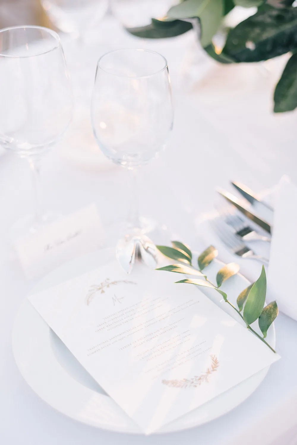 Ben Yew Photography. theweddingnotebook.com