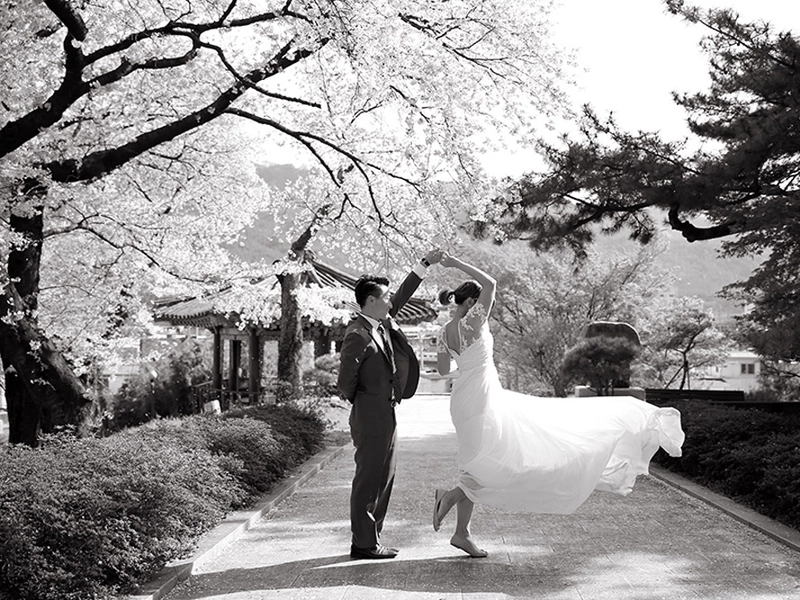 A Bride’s Account Of Her DIY Bridal Portraits In Seoul
