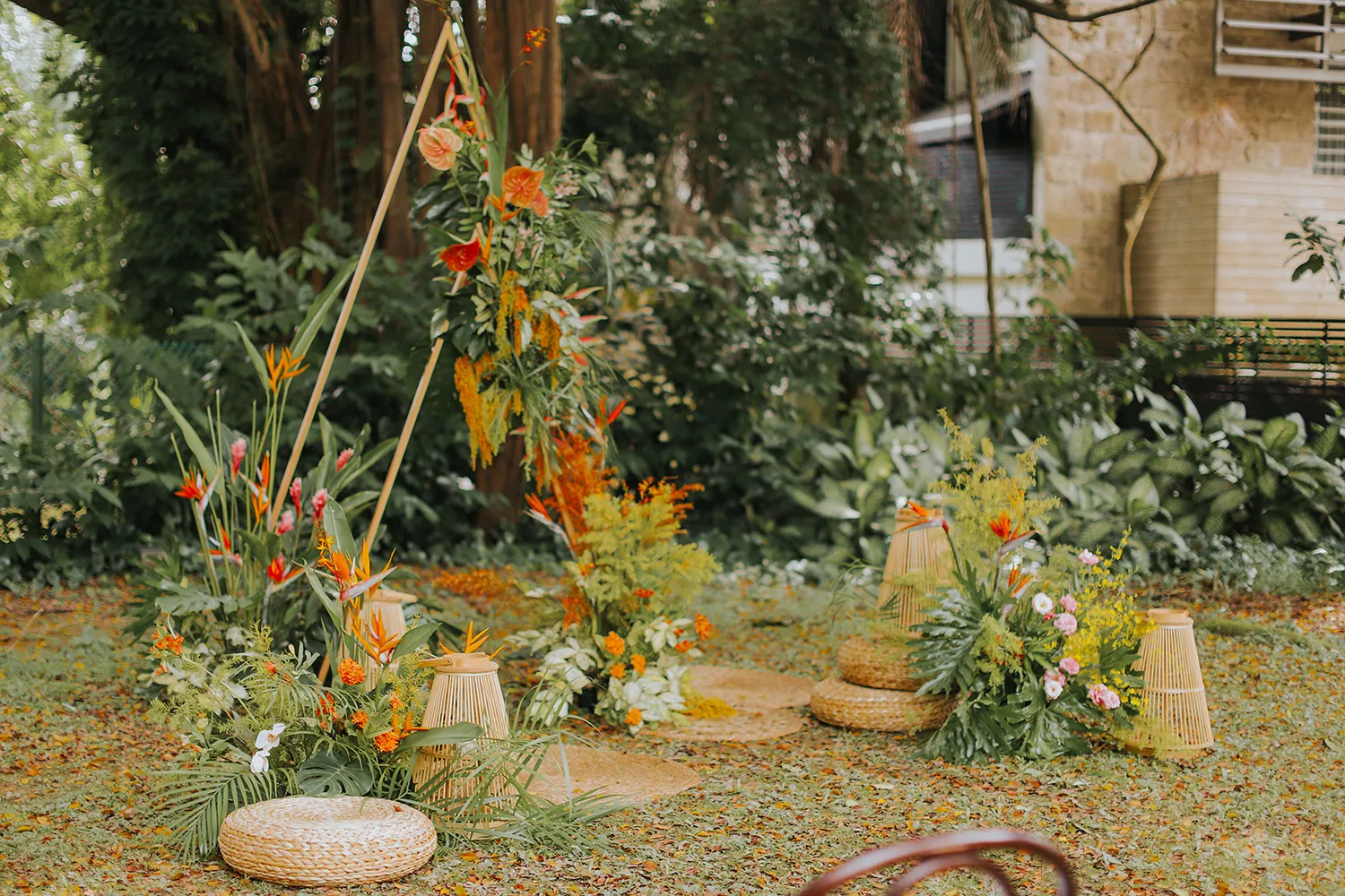 Photo by Present on Pixels. theweddingnotebook.com