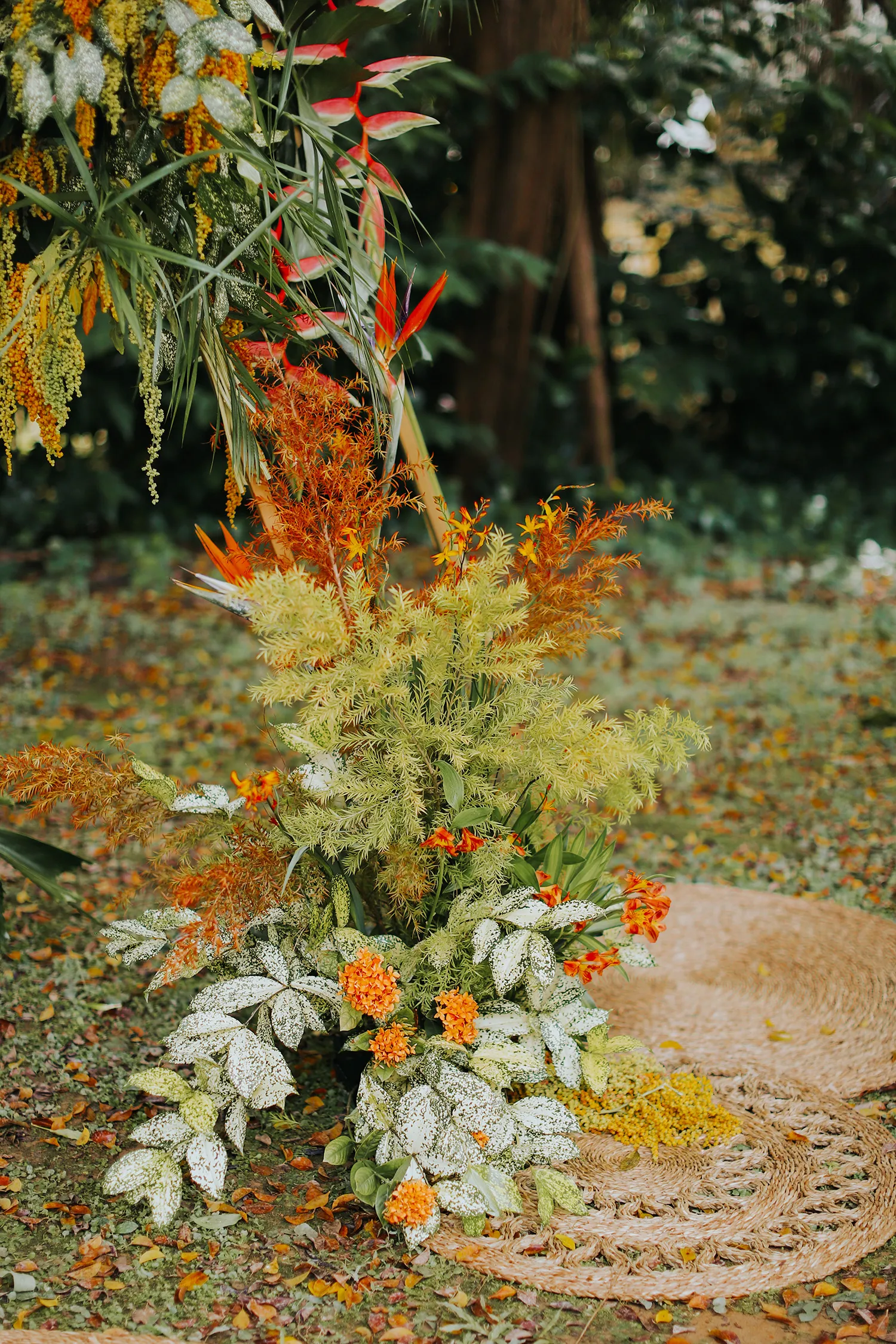 Photo by Present on Pixels. theweddingnotebook.com