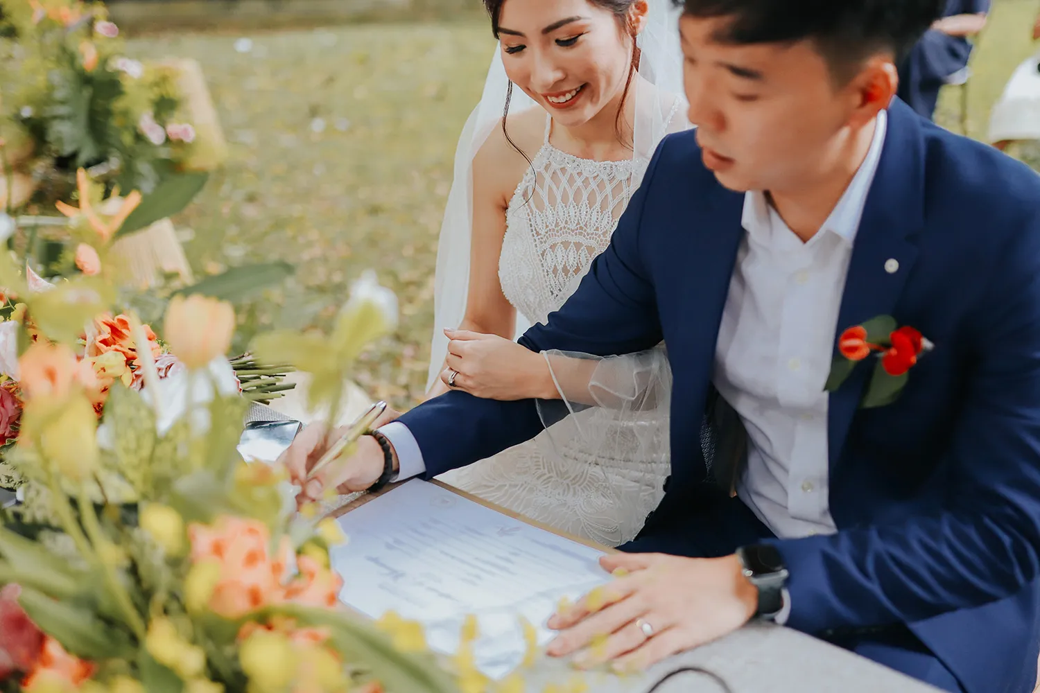 Photo by Present on Pixels. theweddingnotebook.com