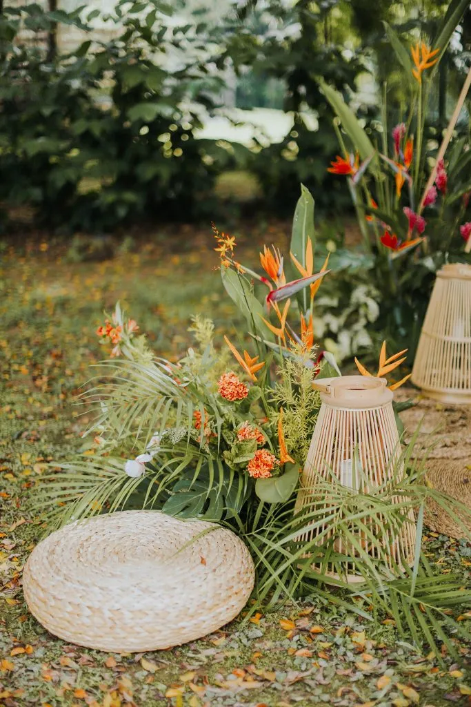 Photo by Present on Pixels. theweddingnotebook.com