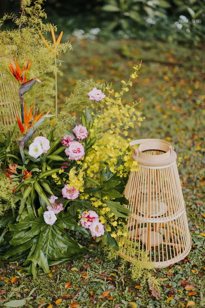 Photo by Present on Pixels. theweddingnotebook.com