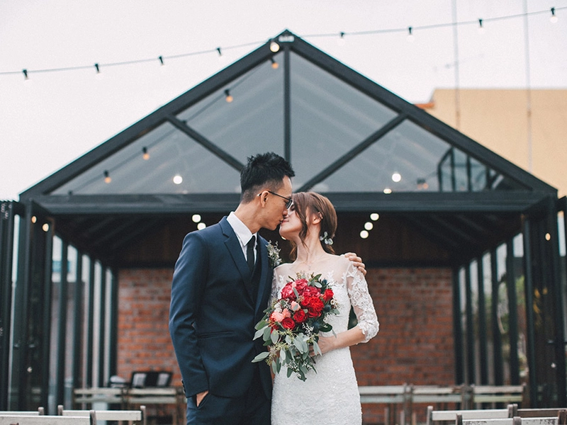 A Burgundy Chic Rooftop Garden Wedding in Muar, Johor