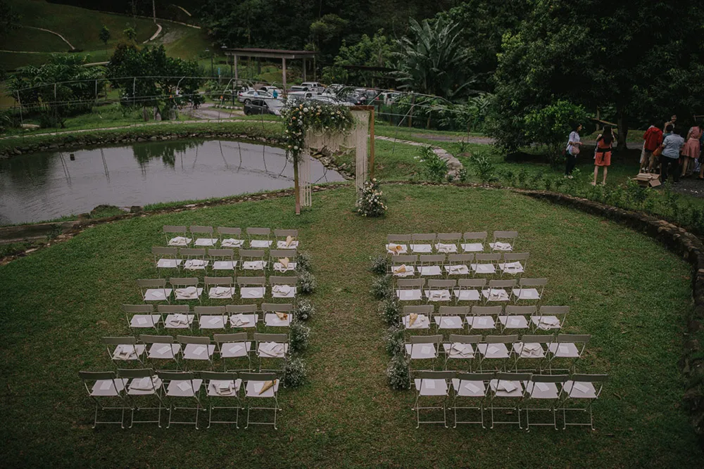 Photo by Hellojanelee. theweddingnotebook.com