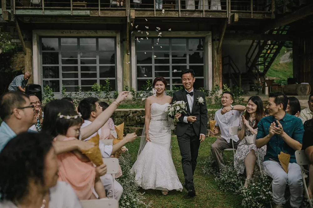 Photo by Hellojanelee. theweddingnotebook.com