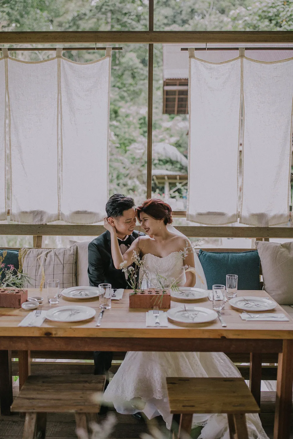 Photo by Hellojanelee. theweddingnotebook.com