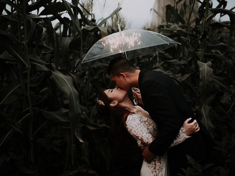 A Celebration of Heritage Bridal Portraits in Chinatown and Sekinchan
