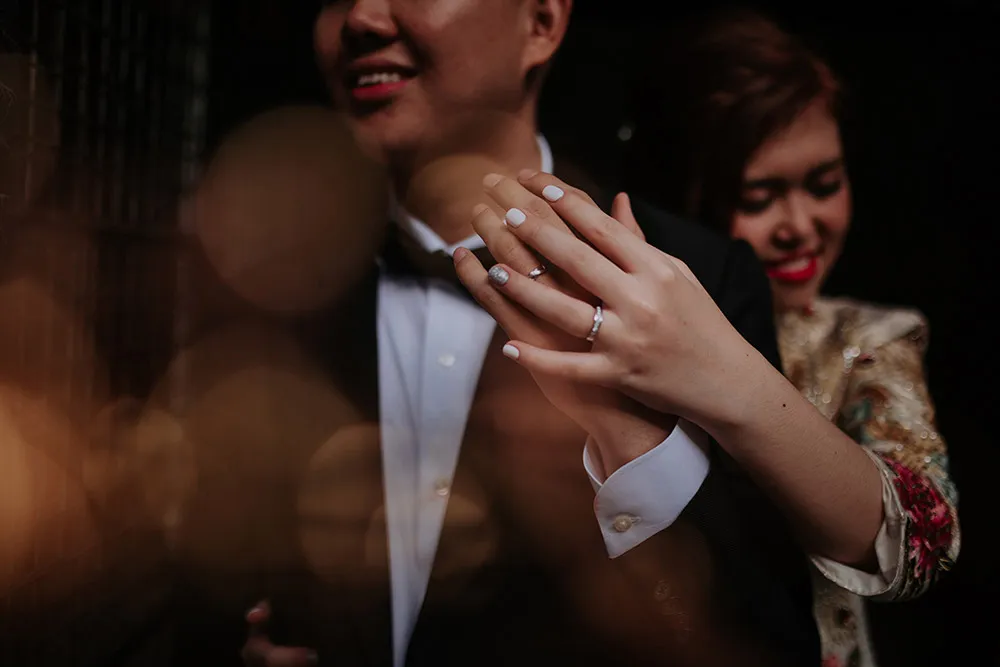 Photo by Jessielyee Photography. theweddingnotebook.com