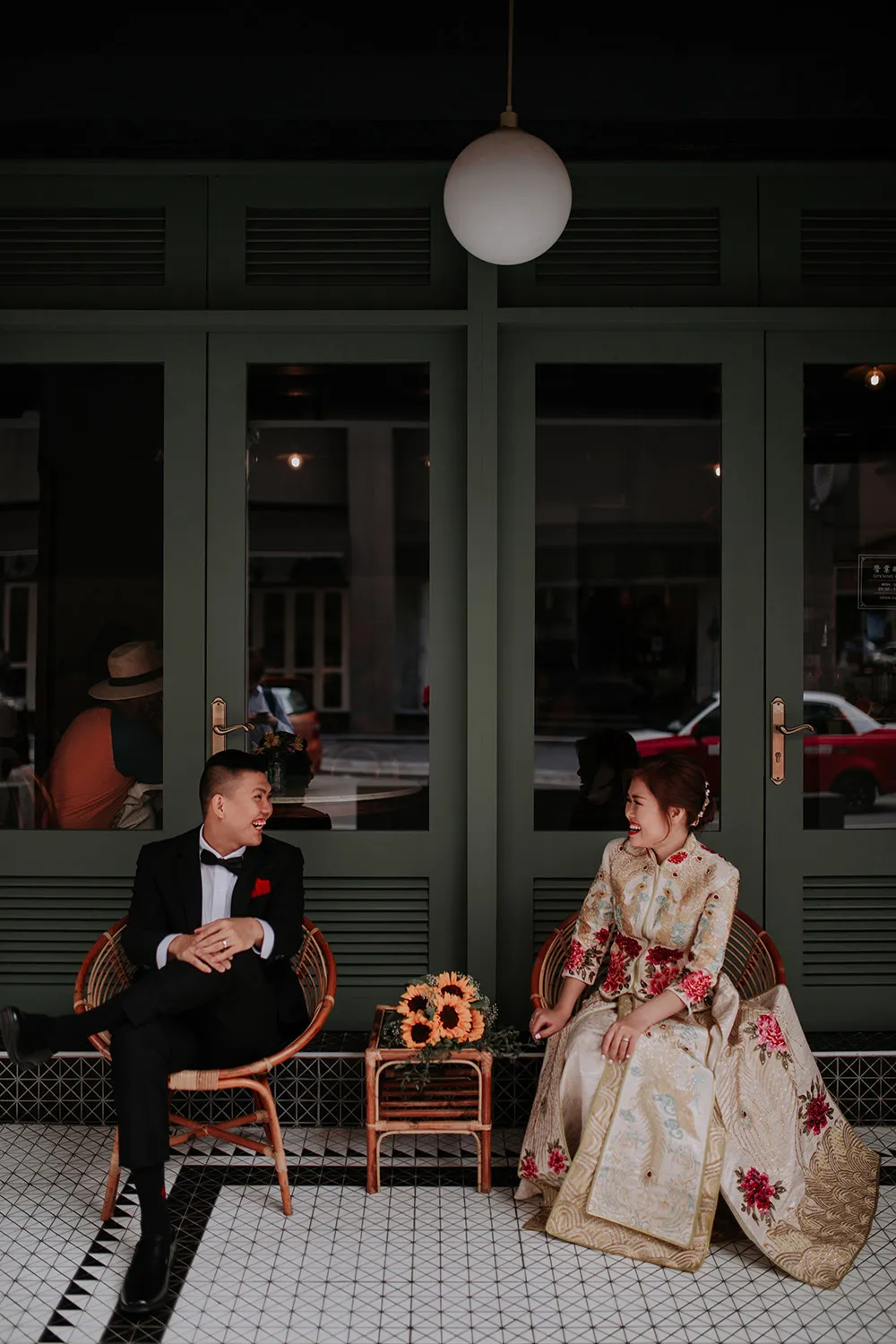 Photo by Jessielyee Photography. theweddingnotebook.com