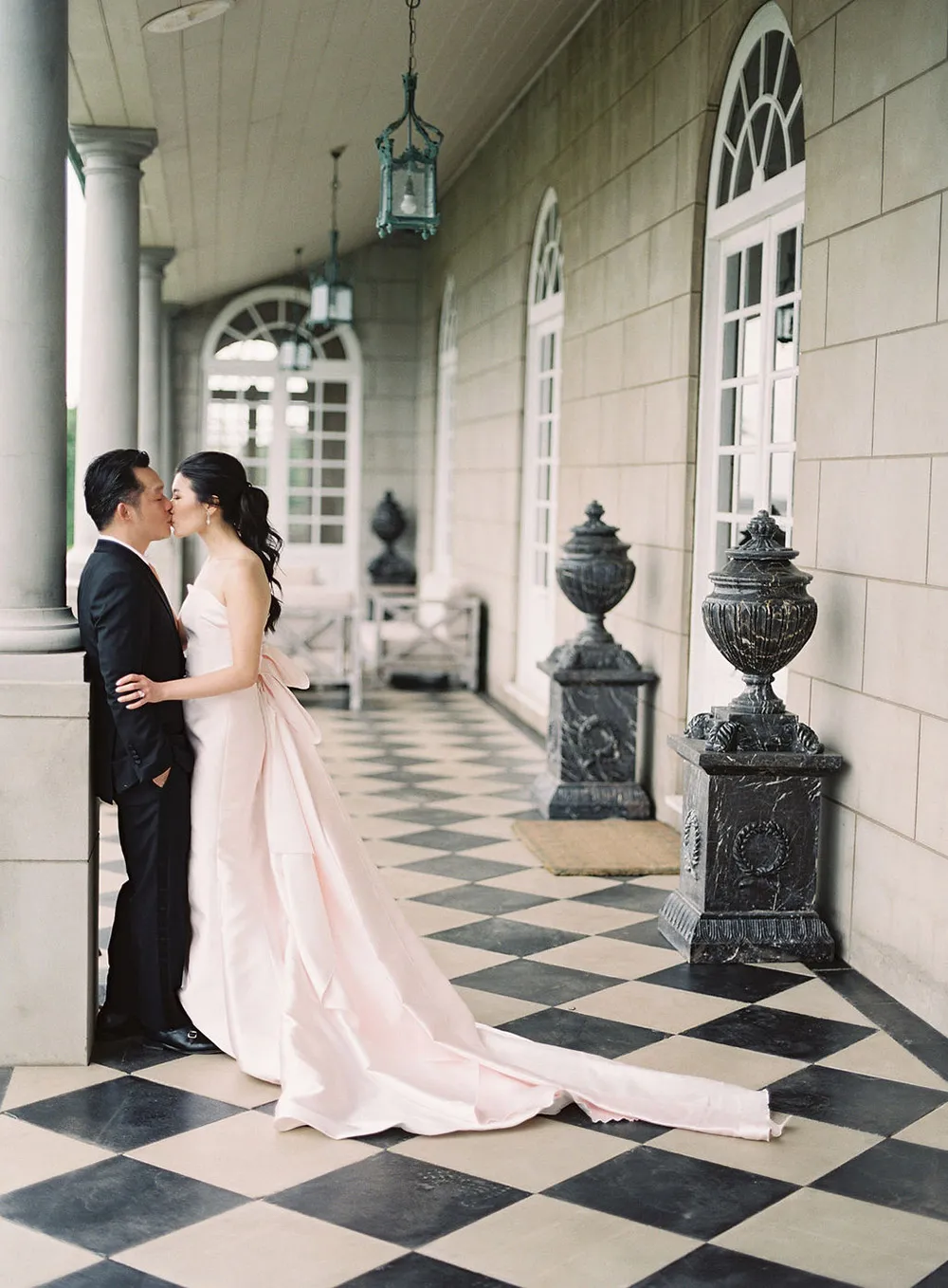 Photo by Lilikad Photography. theweddingnotebook.com