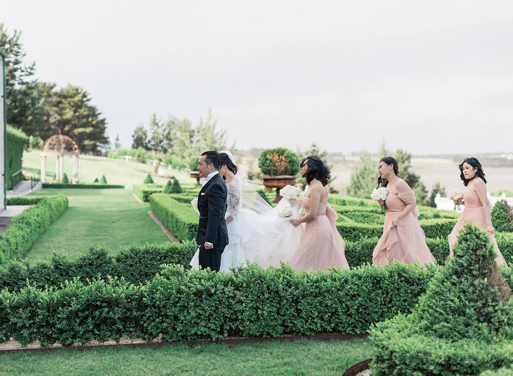 Photo by Lilikad Photography. theweddingnotebook.com