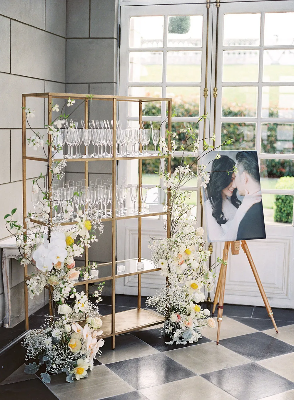 Photo by Lilikad Photography. theweddingnotebook.com