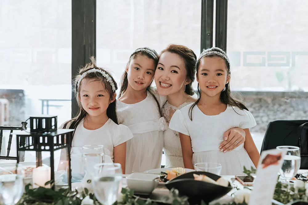 Photo by Munkeat Photography. theweddingnotebook.com