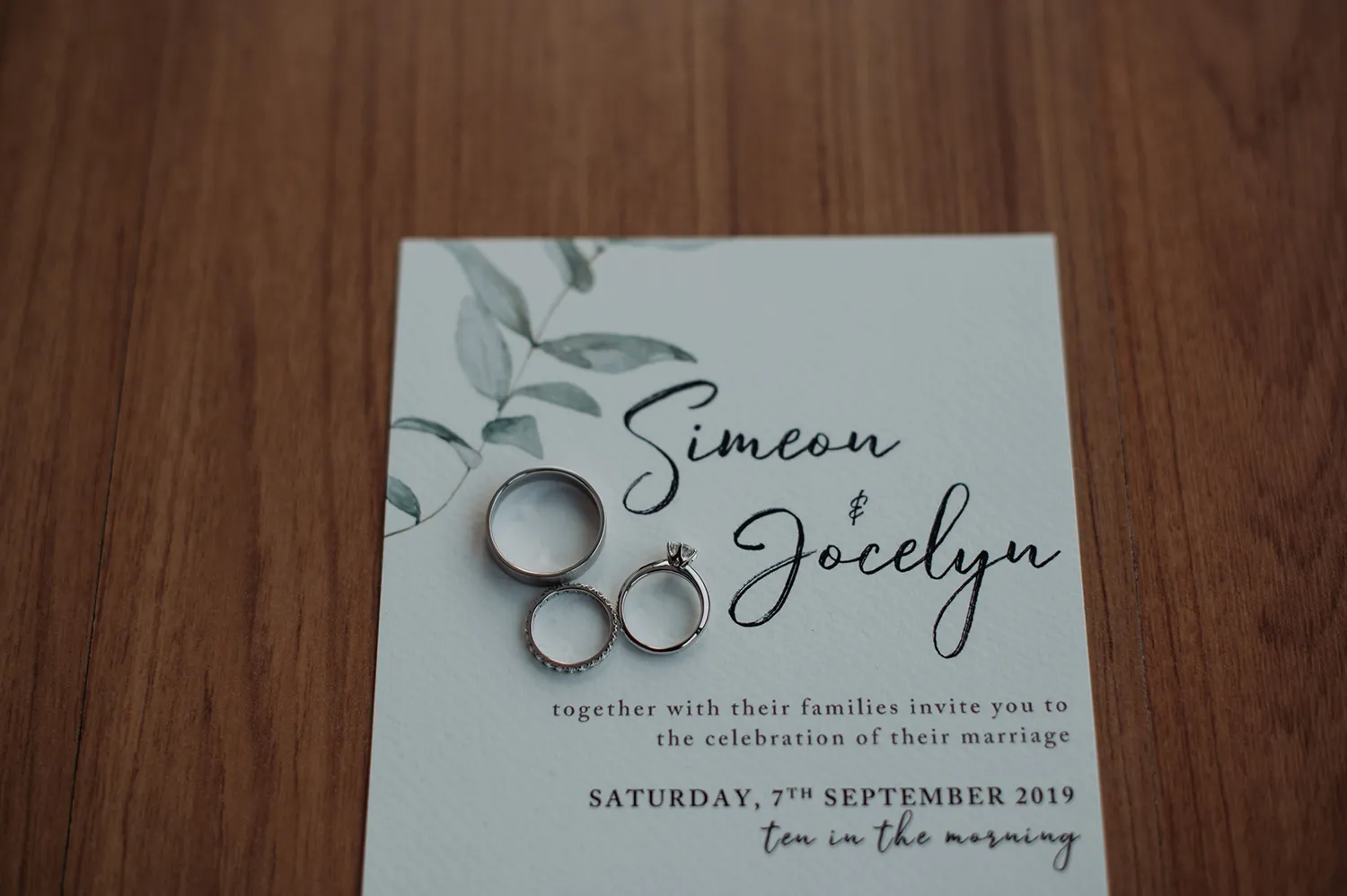 Zach Chin of Munkeat Studio. theweddingnotebook.com